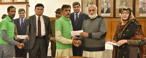 Honorarium distributed among anti-dengue workers