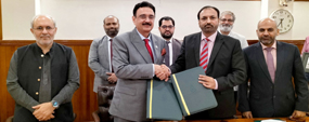 PU, UET sign MoU to foster collaborative research and innovation