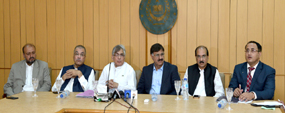 Modi following Hindutva philosophy: speakers