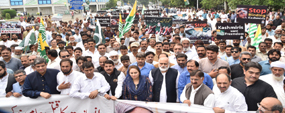 Nation awaiting Imran’s call: PU VC