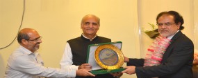 PU's additional registrar retires